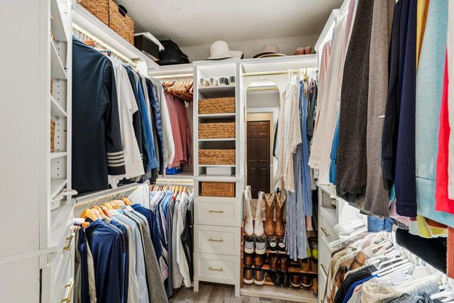 8055 S 85th STREET, Franklin, WI 53132