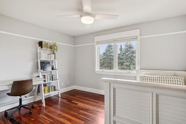 8055 S 85th STREET, Franklin, WI 53132