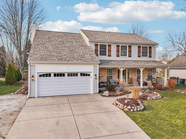 8055 S 85th STREET, Franklin, WI 53132