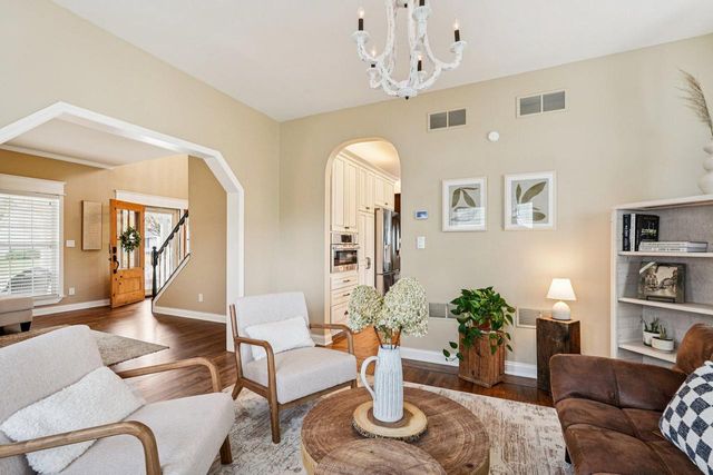 8055 S 85th STREET, Franklin, WI 53132