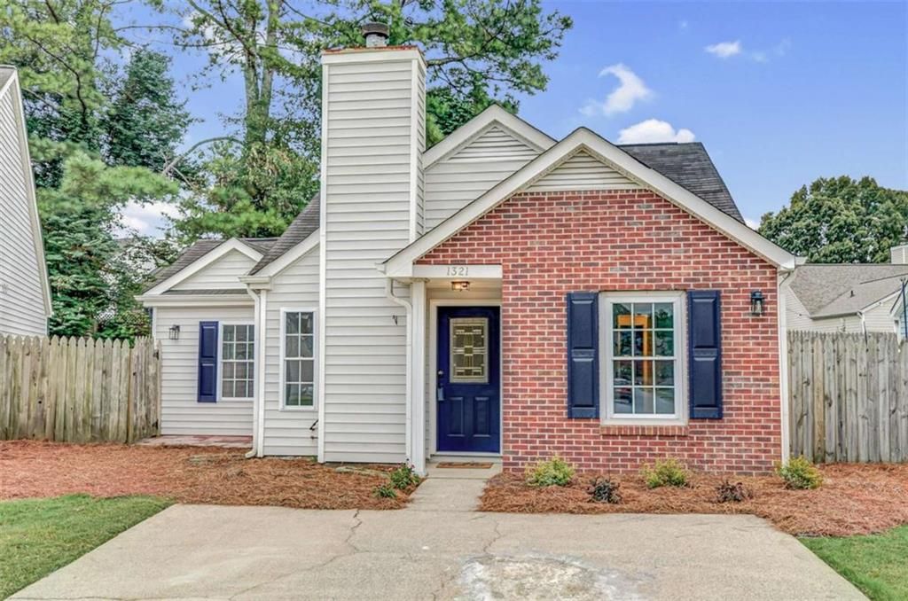 1321 Yorkshire Lane, Woodstock, GA 30188