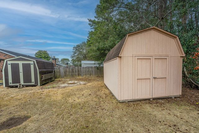 207 Foxborough Rd Road, Goose Creek, SC 29445