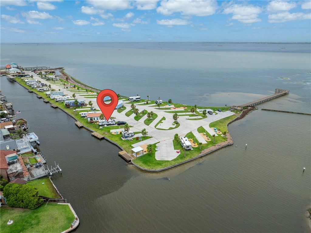 101 Caribbean Dr, Corpus Christi, TX 78418 — photo 4