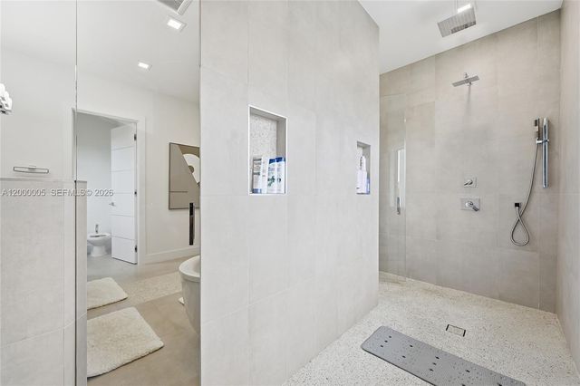 3300 NE 170th Street, North Miami Beach, FL 33160