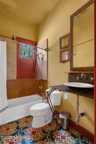 207 E University Boulevard, Tucson, AZ 85705