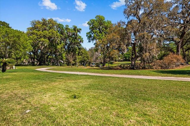 11737 CREEK DRIVE, Alachua, FL 32615