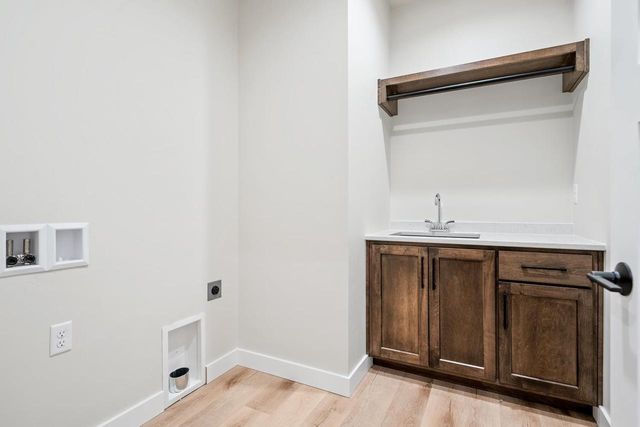 4079 BRUSSELS WAY, Green Bay, WI 54313