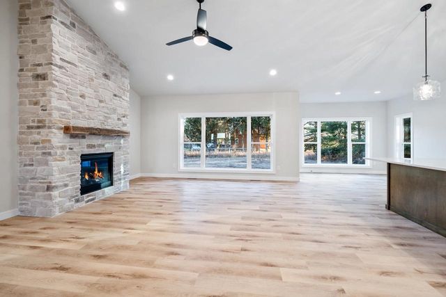 4079 BRUSSELS WAY, Green Bay, WI 54313