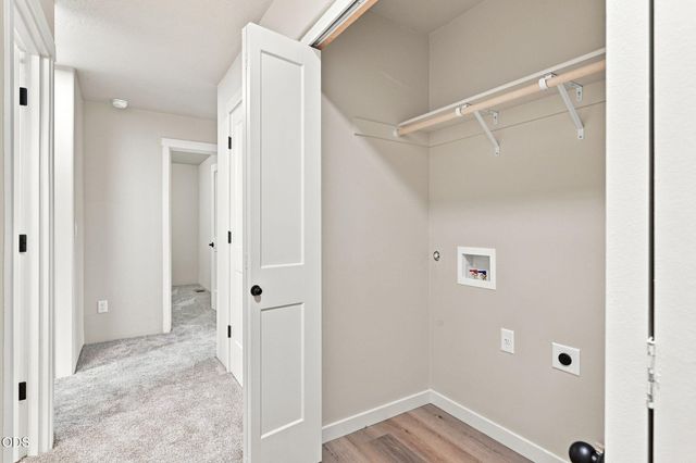 151 SE Champagne Court, Grants Pass, OR 97527