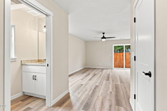 151 SE Champagne Court, Grants Pass, OR 97527
