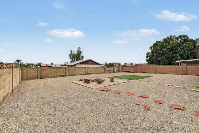 817 E CHERYL Drive, Phoenix, AZ 85020