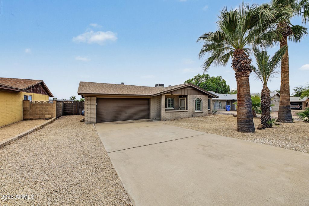 817 E CHERYL Drive, Phoenix, AZ 85020 — photo 3