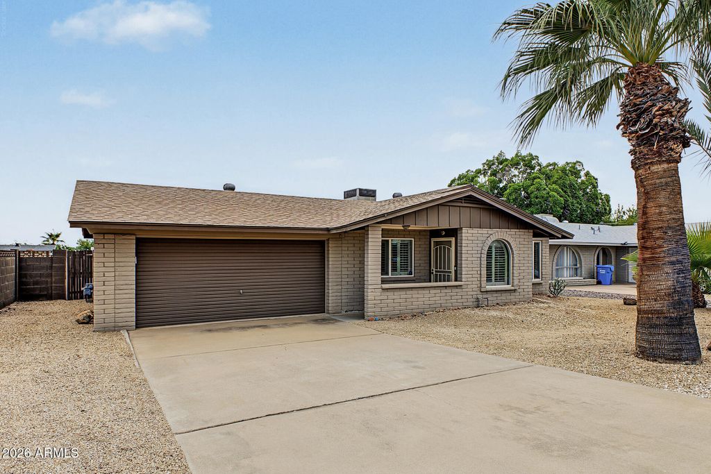 817 E CHERYL Drive, Phoenix, AZ 85020 — photo 4