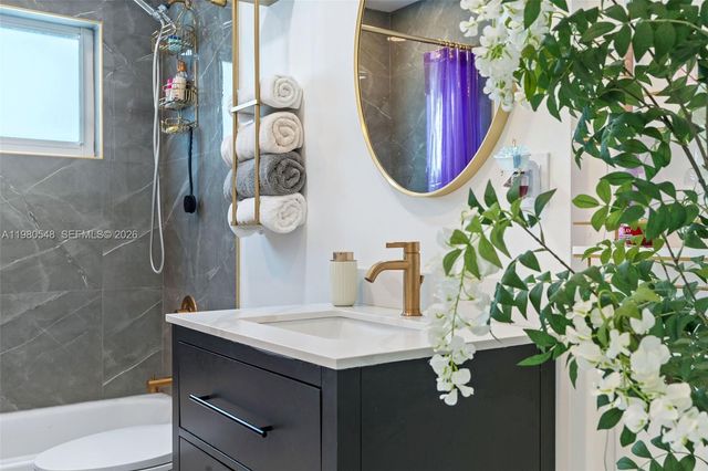 9849 SW 222nd Ter, Cutler Bay, FL 33190