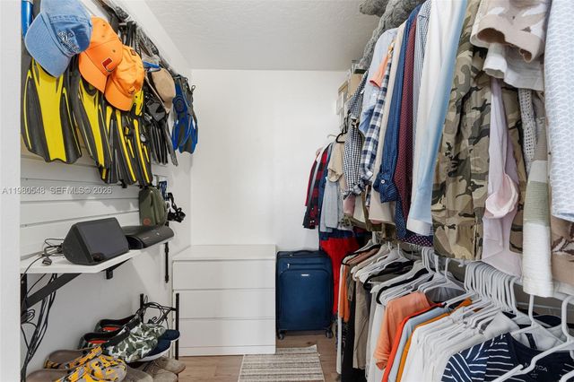 9849 SW 222nd Ter, Cutler Bay, FL 33190