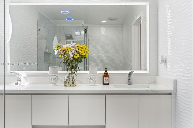 9849 SW 222nd Ter, Cutler Bay, FL 33190