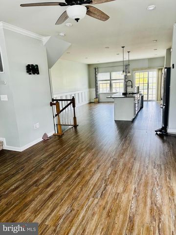 514 LANDING DR, Fredericksburg, VA 22405