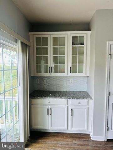 514 LANDING DR, Fredericksburg, VA 22405