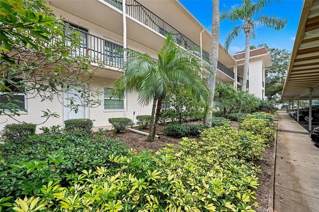 831 MAPLE COURT 310, Dunedin, FL 34698