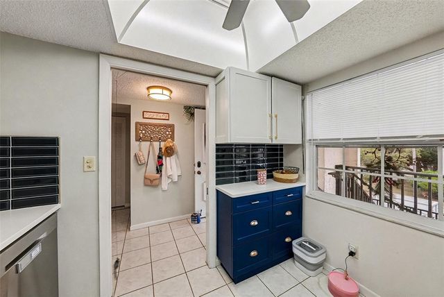 831 MAPLE COURT 310, Dunedin, FL 34698