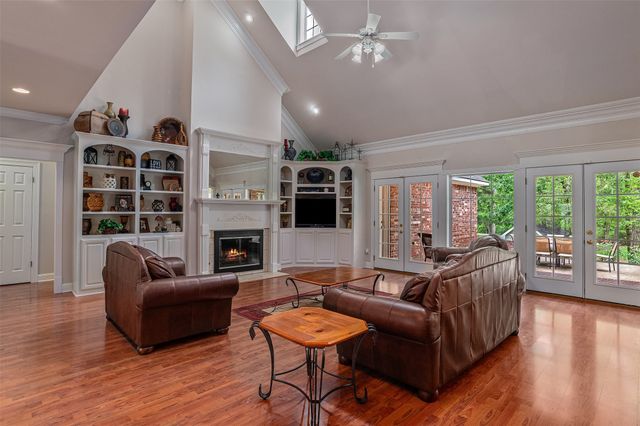10685 Saint Charles Place, Keithville, LA 71047