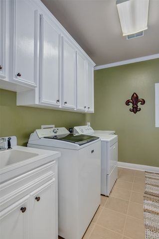 10685 Saint Charles Place, Keithville, LA 71047
