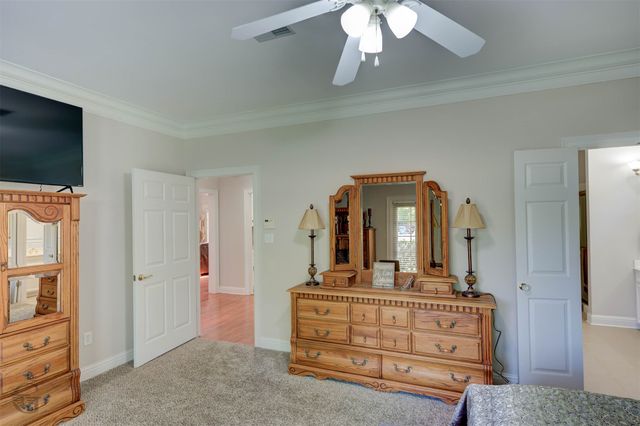 10685 Saint Charles Place, Keithville, LA 71047