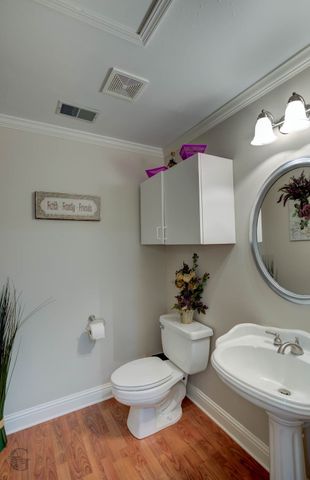 10685 Saint Charles Place, Keithville, LA 71047