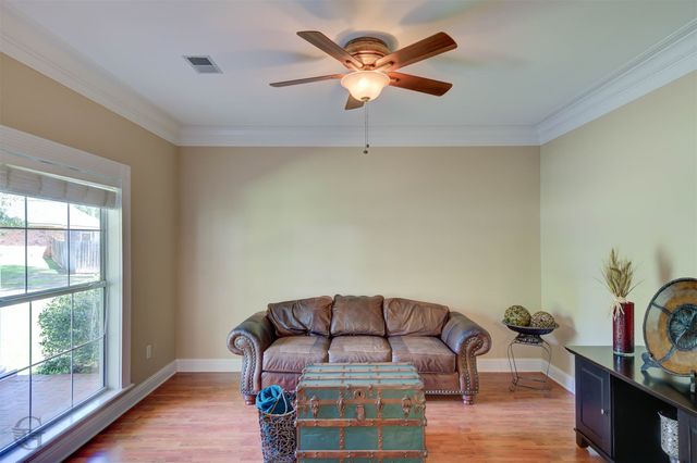 10685 Saint Charles Place, Keithville, LA 71047