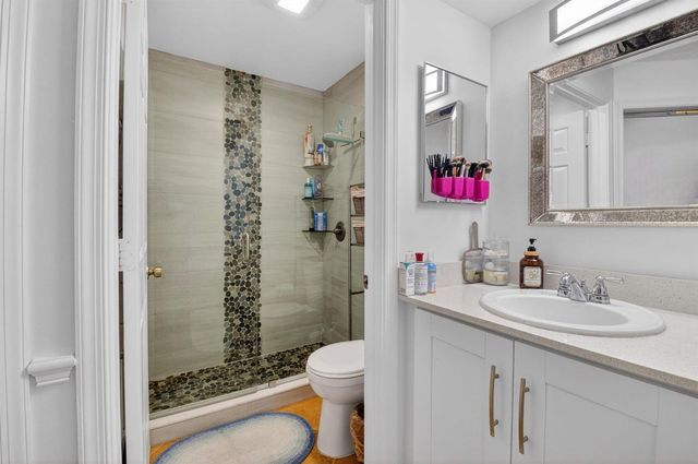 10 Vía De Casas Sur 101, Boynton Beach, FL 33426