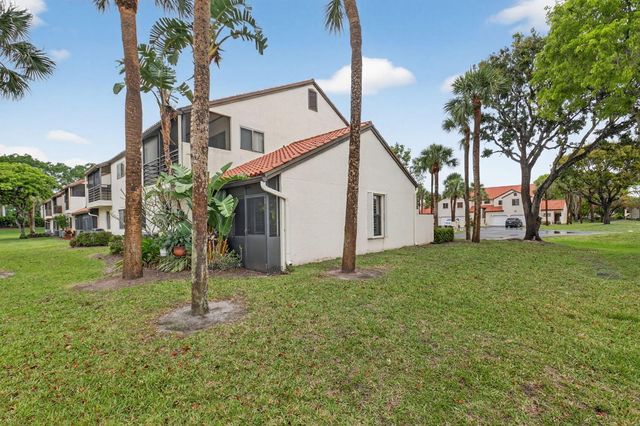 10 Vía De Casas Sur 101, Boynton Beach, FL 33426