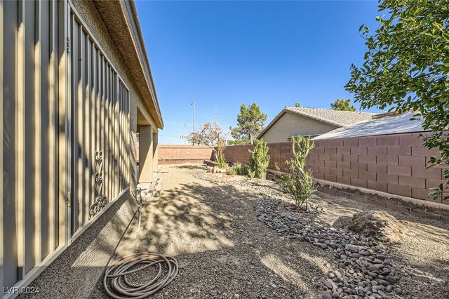 3306 American Mustang Court, Las Vegas, NV 89122