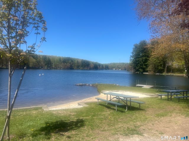 286 Strobel Road, Trumbull, CT 06611
