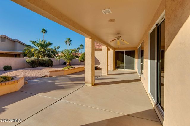 25617 S BURNABY Drive, Sun Lakes, AZ 85248