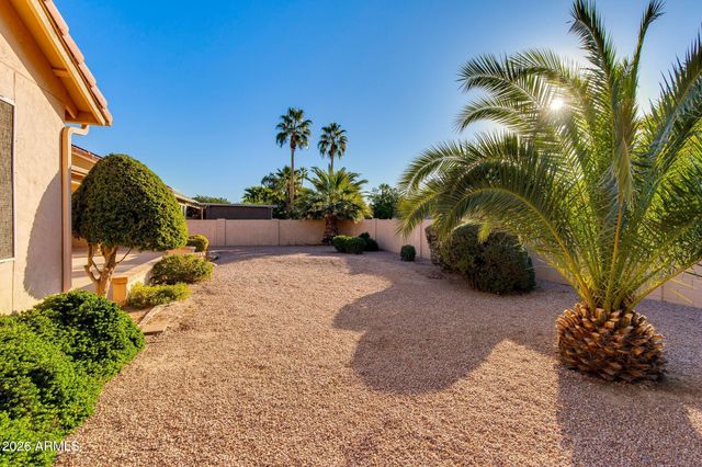 25617 S BURNABY Drive, Sun Lakes, AZ 85248
