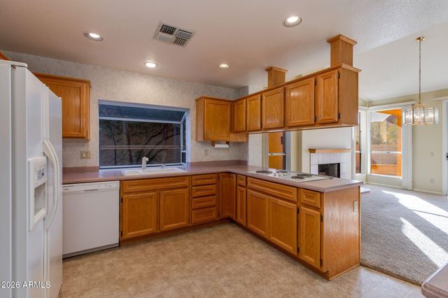 25617 S BURNABY Drive, Sun Lakes, AZ 85248