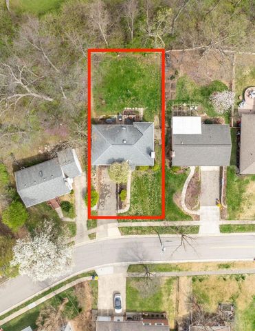 8120 Maxfield Lane, Madeira, OH 45243