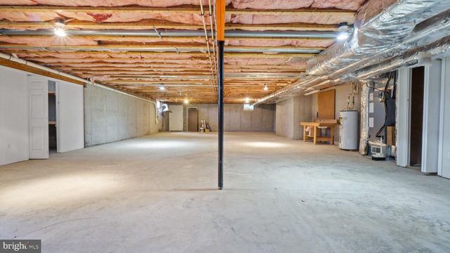 404 MICHIGAN DR, Falling Waters, WV 25419