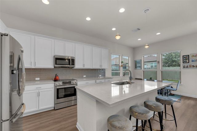 10024 DALLIANCE LN, Manor, TX 78653