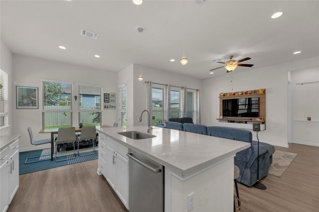 10024 DALLIANCE LN, Manor, TX 78653