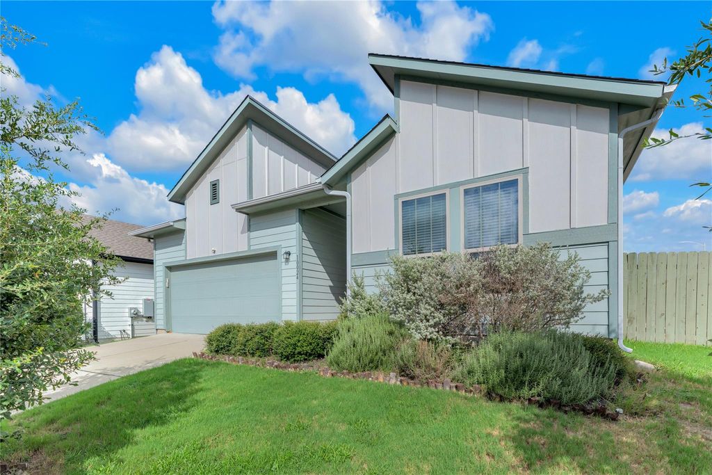 10024 DALLIANCE LN, Manor, TX 78653