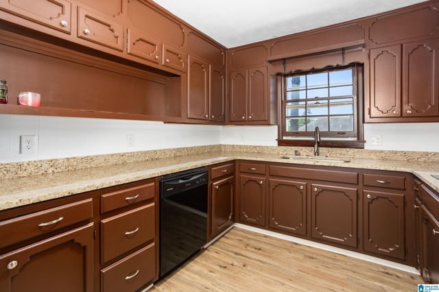 1826 EDWARDIAN WAY, Anniston, AL 36207