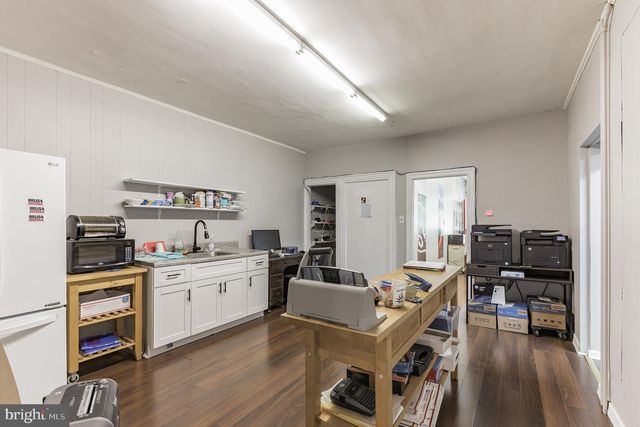 6234 RIDGE AVE, Philadelphia, PA 19128