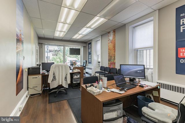 6234 RIDGE AVE, Philadelphia, PA 19128