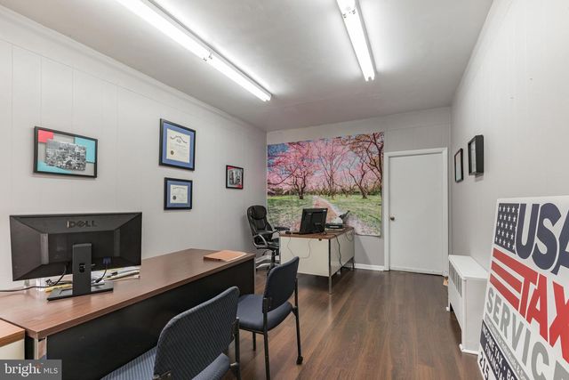 6234 RIDGE AVE, Philadelphia, PA 19128