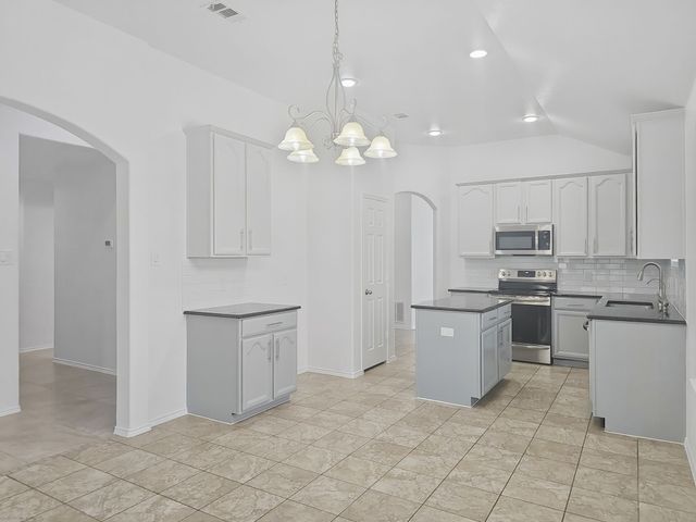 3321 Capetown Drive, Denton, TX 76208