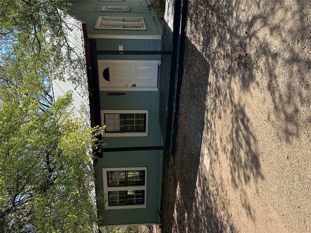 2951 Elm Grove LN, Buda, TX 78610