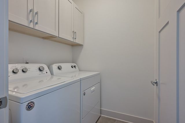 900 Meridian St Apt 1, Nashville, TN 37207