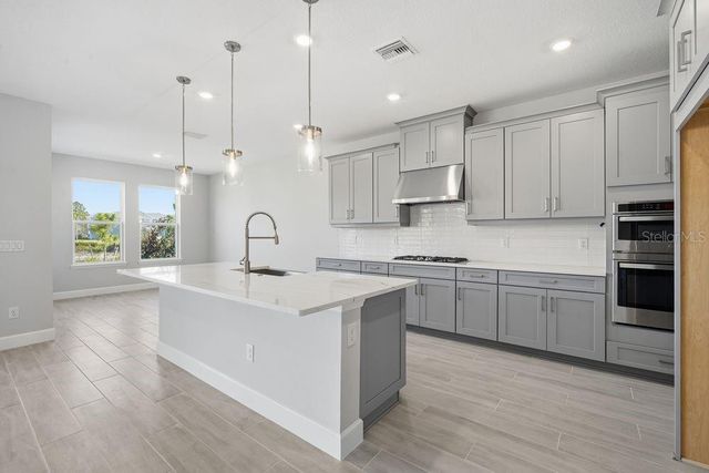 35074 EMBERVIEW DRIVE, Zephyrhills, FL 33541