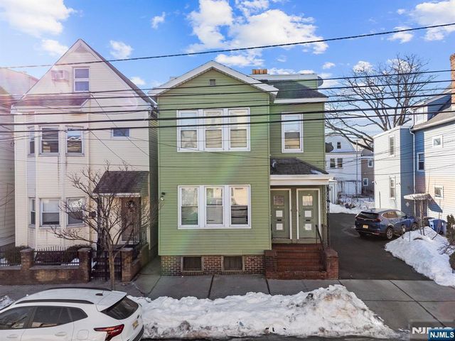 419 Hamilton Street, Harrison, NJ 07029
